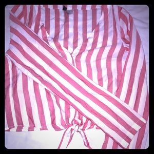 H&M Cropped Button Down Top